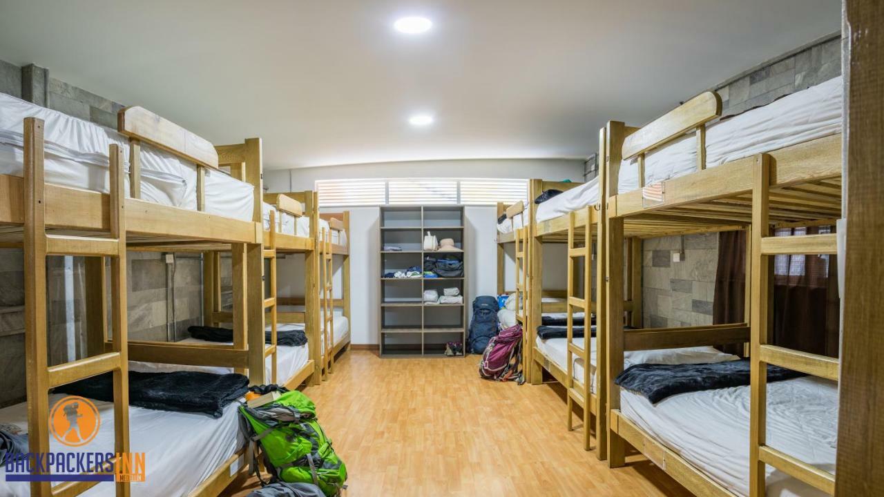 Backpackers Inn Медельин Экстерьер фото